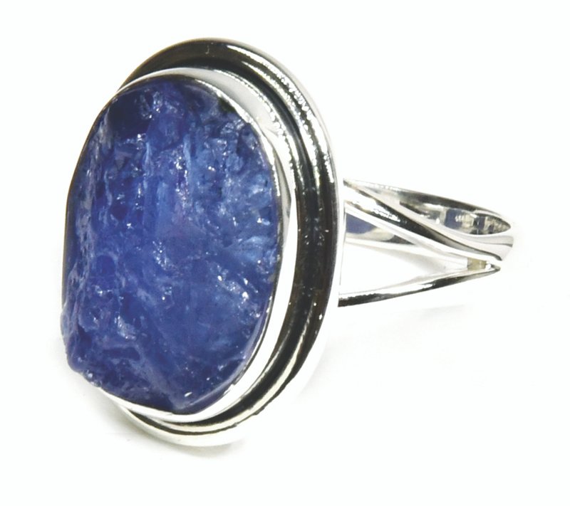 (image for) size 8 Tanzanite ring